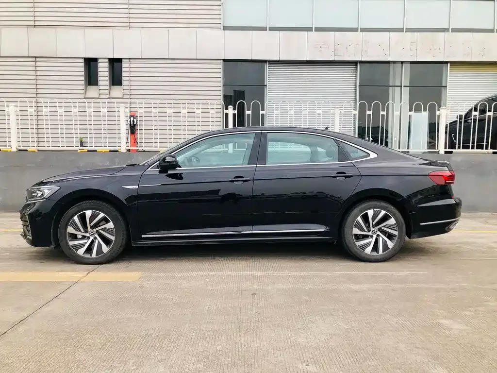 Volkswagen Passat New Energy 2022 из CN, фото 10