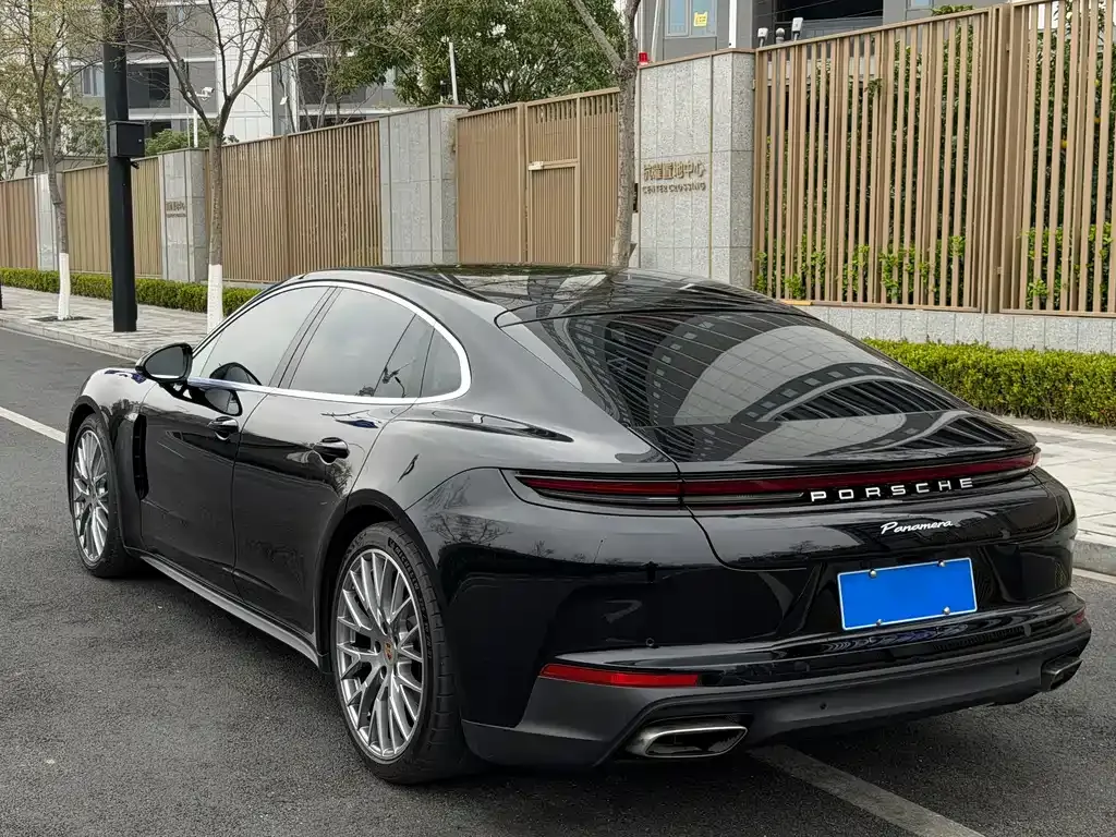 Porsche Panamera — фото 9
