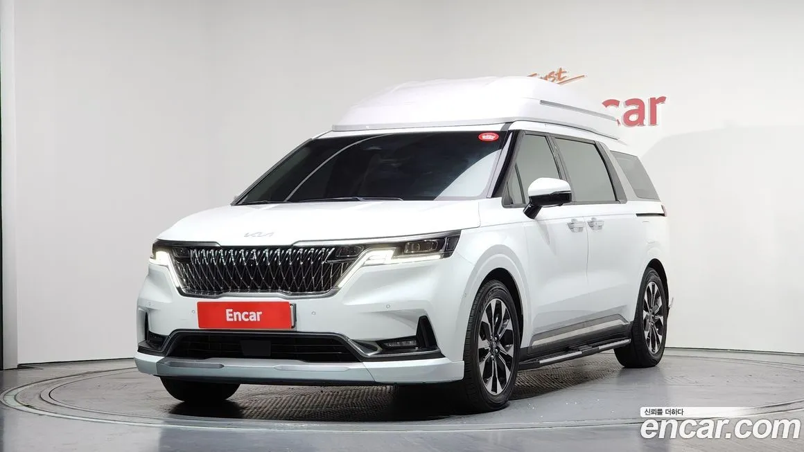 Kia Carnival — фото 1