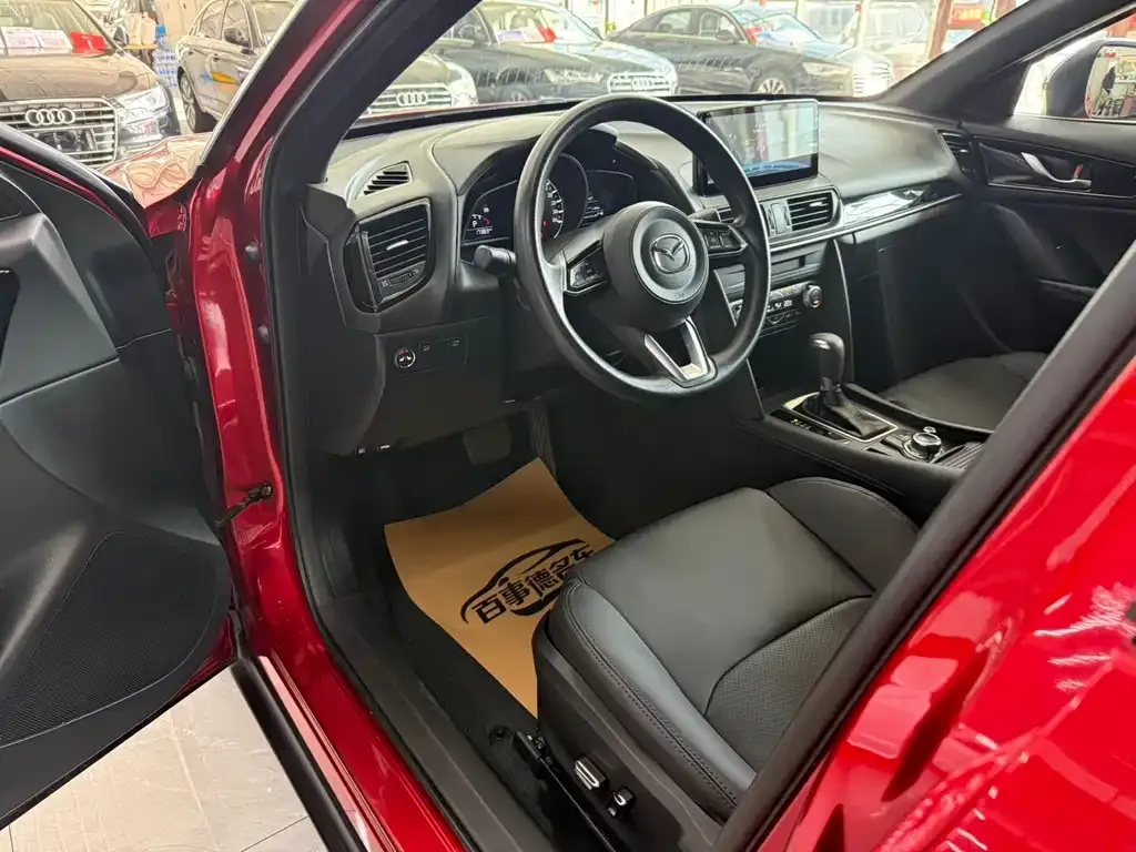 Mazda CX-4 2022 из CN, фото 6