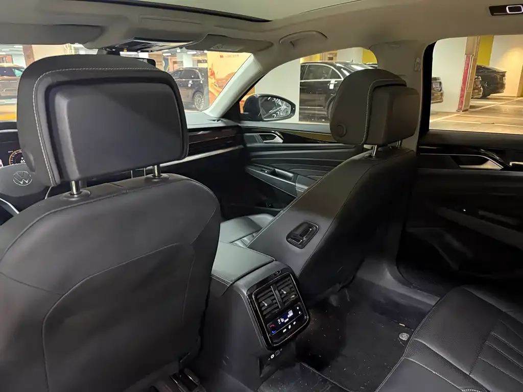 Volkswagen Passat — фото 4