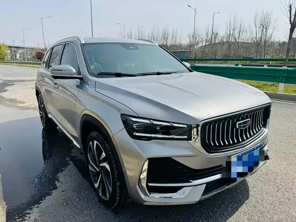 Geely Xingyue L — фото 6