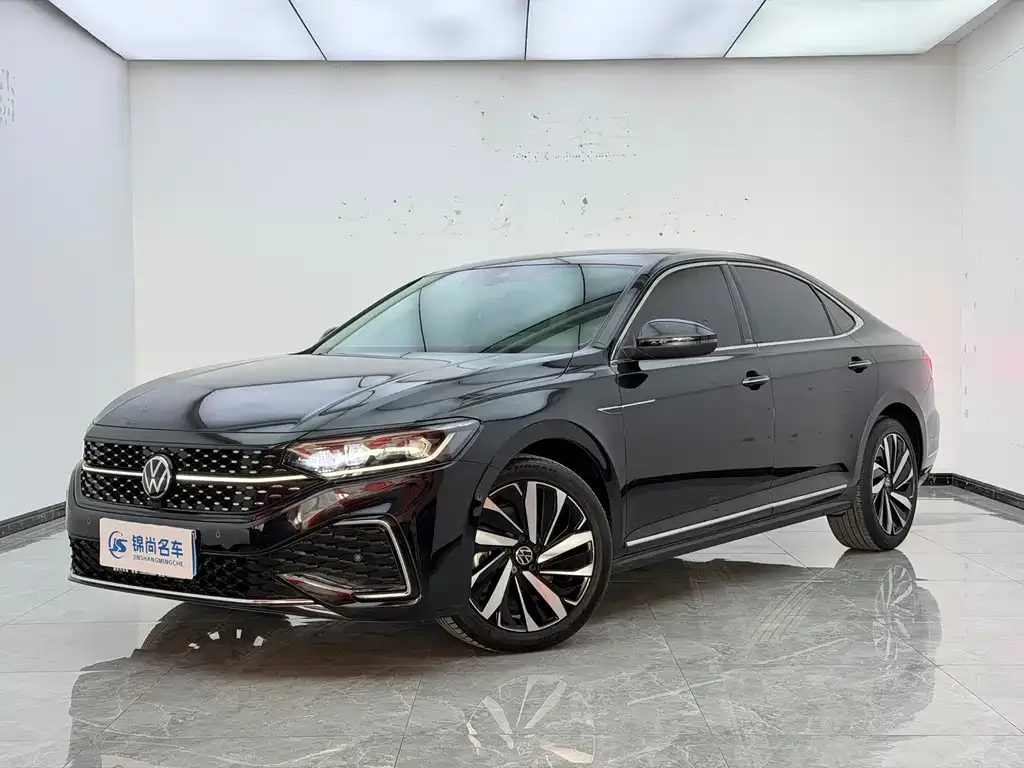 Volkswagen Passat 2022 из CN, фото 1