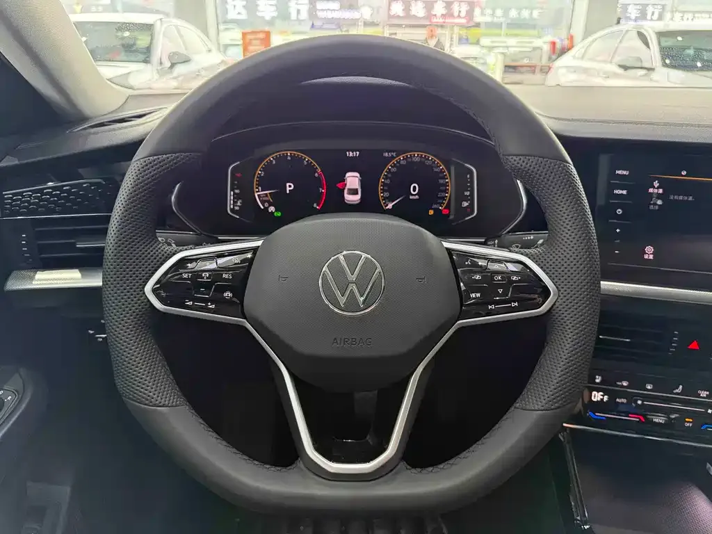 Volkswagen Passat — фото 2