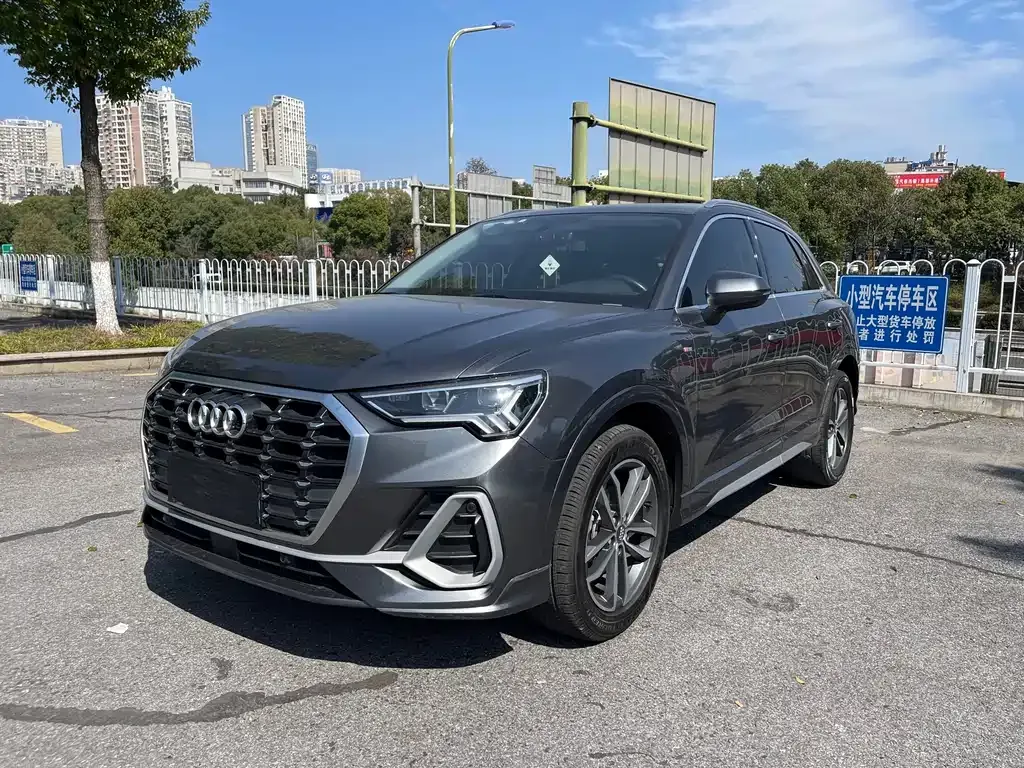 Audi Q3 2021 из CN, фото 1