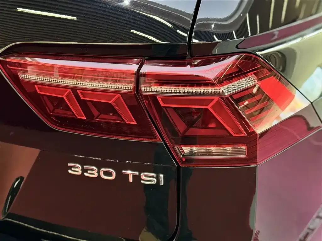 Volkswagen Tiguan L 2024 из CN, фото 3