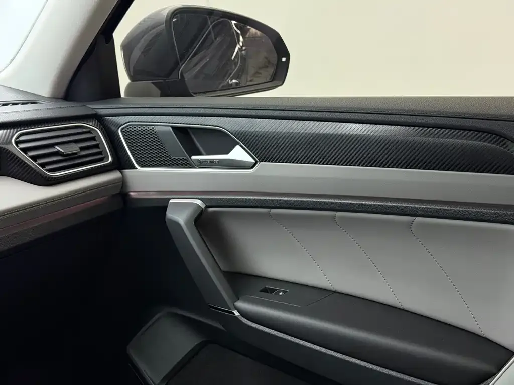 Volkswagen Tayron 2022 из CN, фото 6