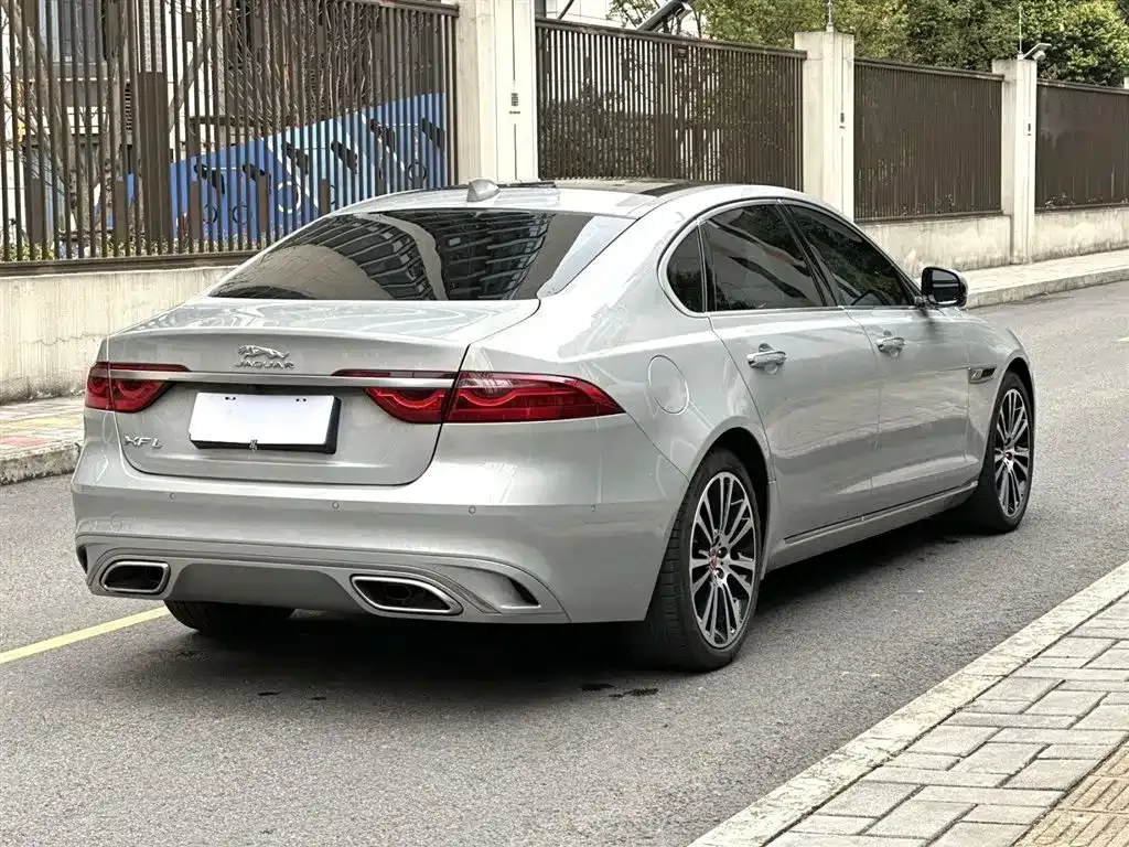 Jaguar XFL 2024 из CN, фото 7