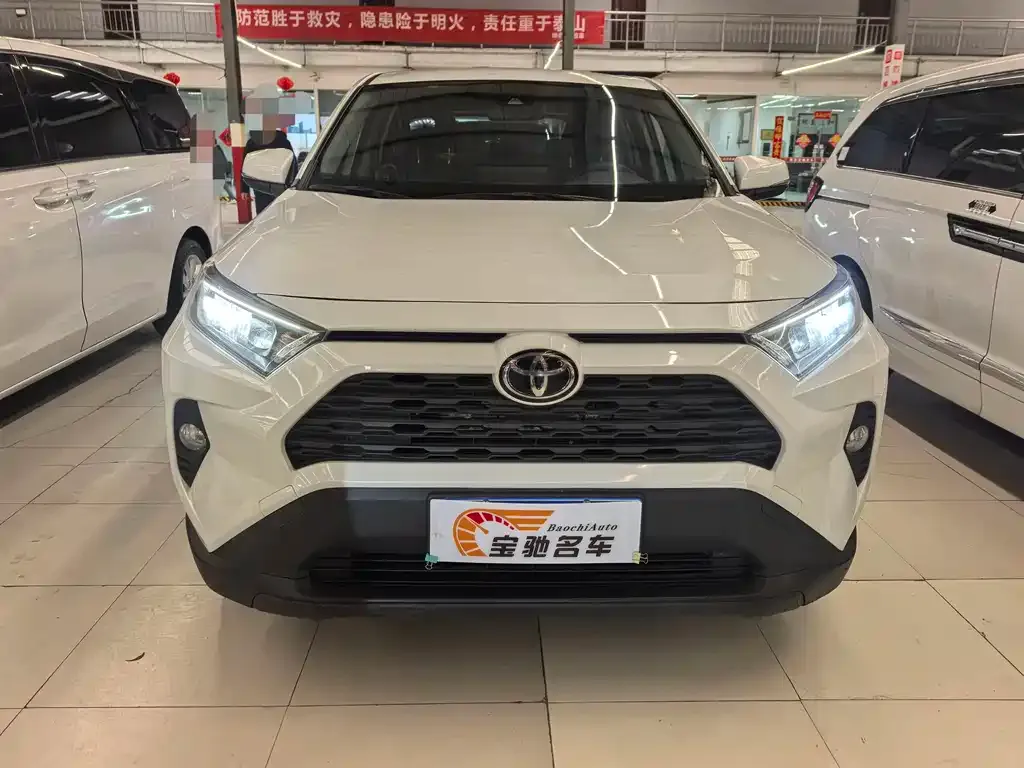 Toyota RAV4 2022 из CN, фото 3