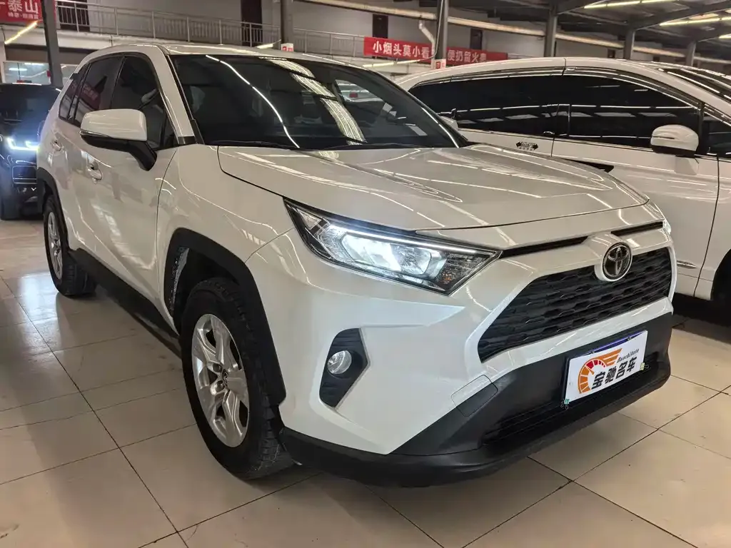 Toyota RAV4 2022 из CN, фото 5