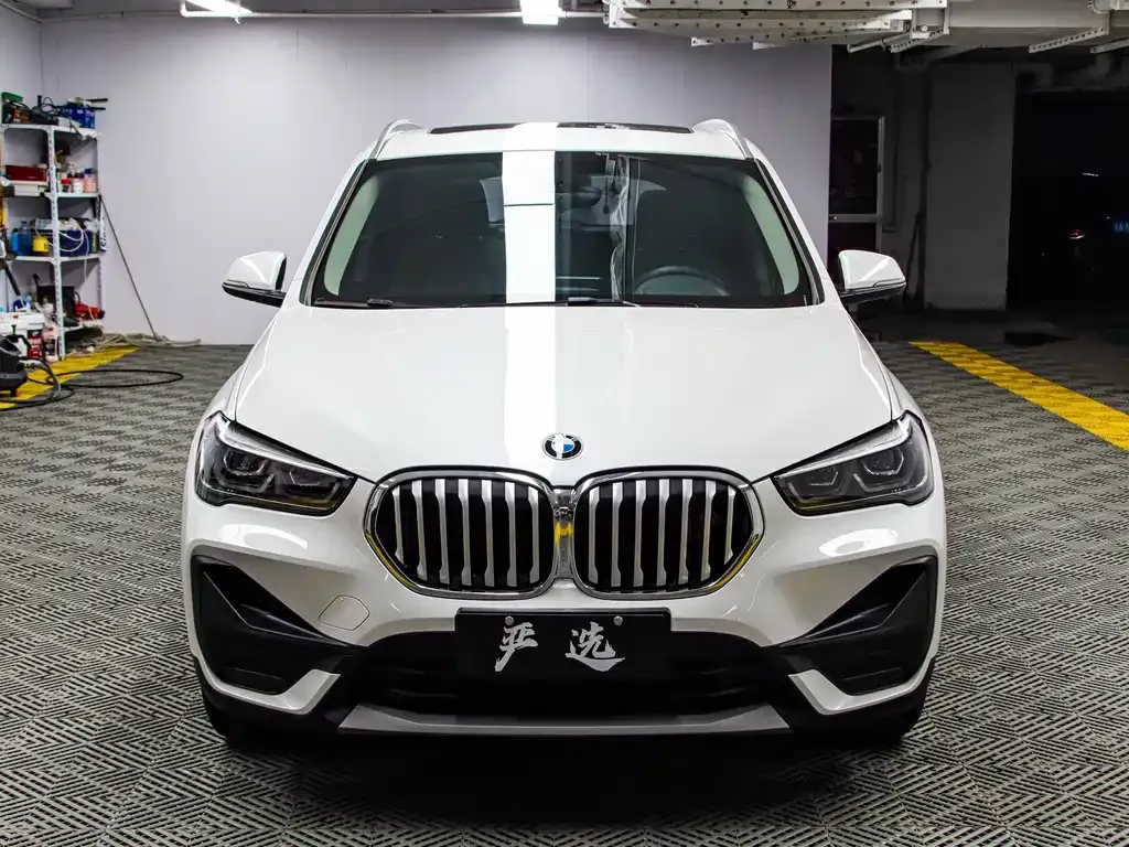 BMW X1 2022 из CN, фото 9