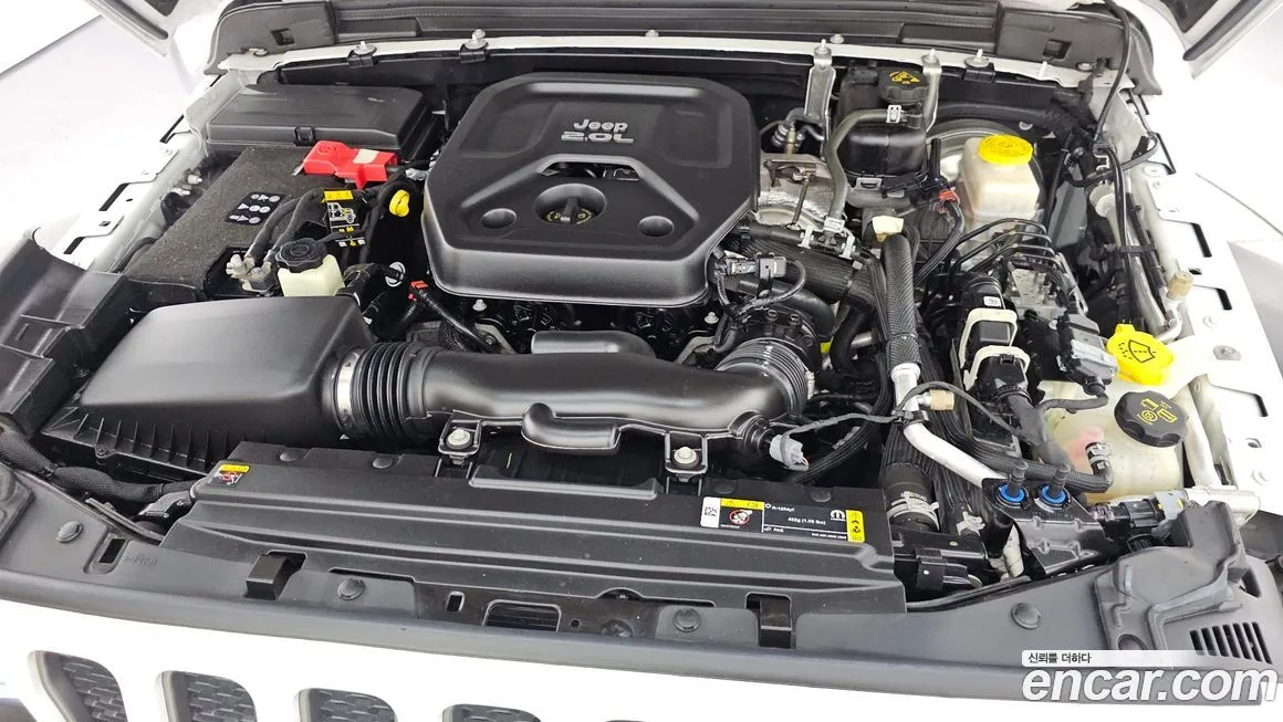Jeep Wrangler 2022 из KR, фото 8