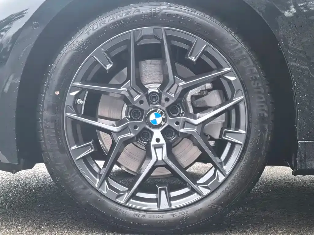 BMW 3 Series 2024 из CN, фото 3