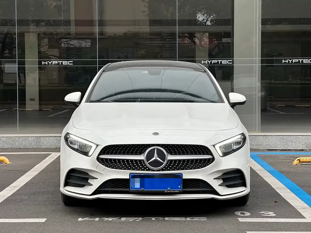Mercedes-Benz A-Class — фото 1