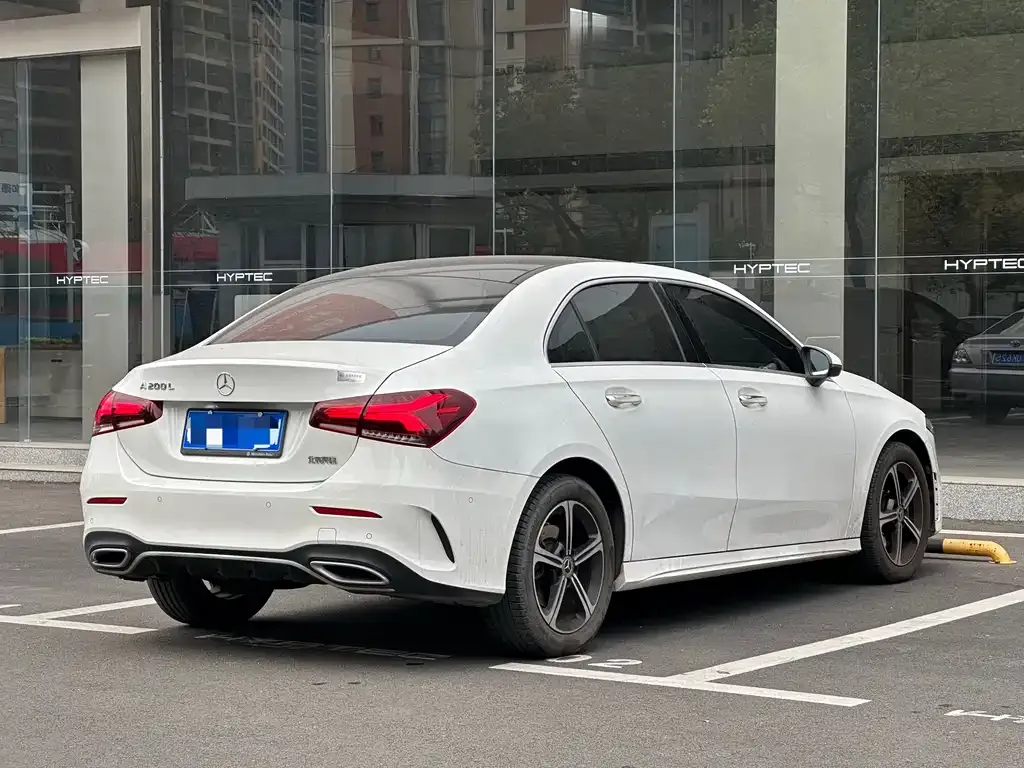 Mercedes-Benz A-Class — фото 8