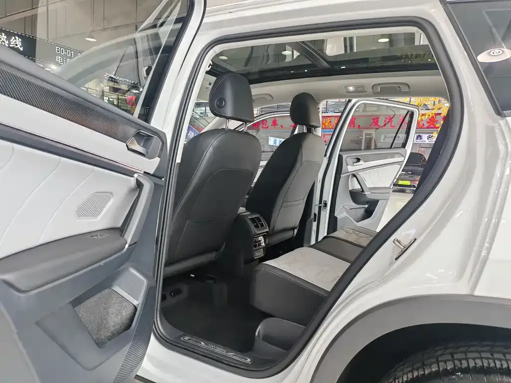 Volkswagen Tayron 2023 из CN, фото 8