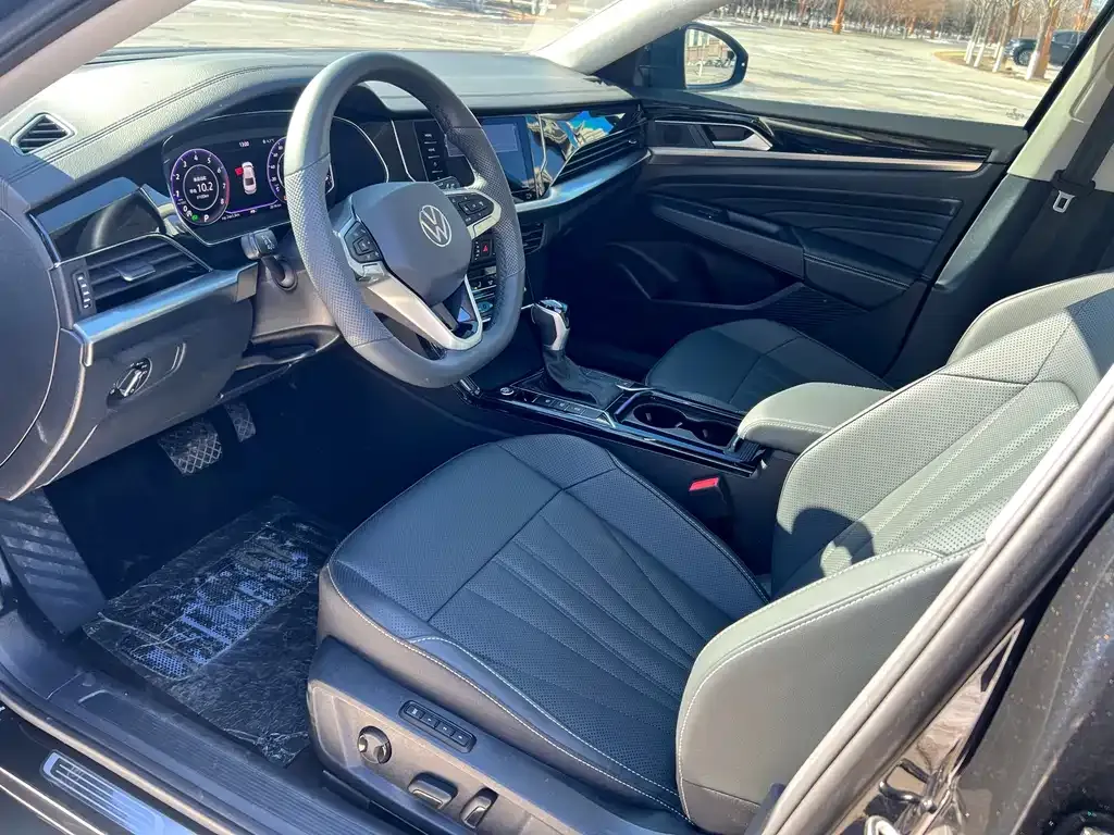 Volkswagen Passat — фото 6