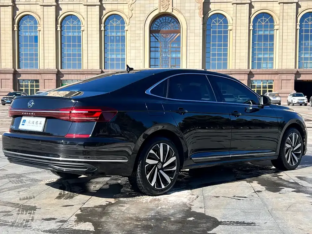 Volkswagen Passat — фото 4