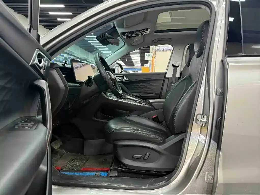 Roewe RX5 2023 из CN, фото 3