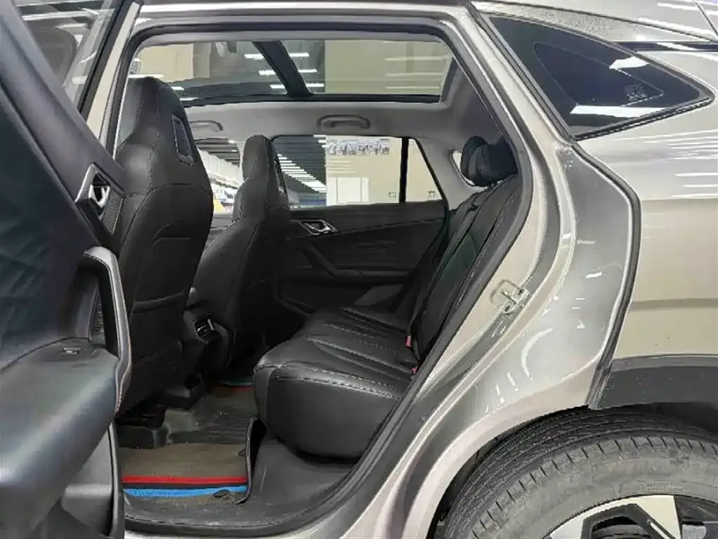 Roewe RX5 2023 из CN, фото 4