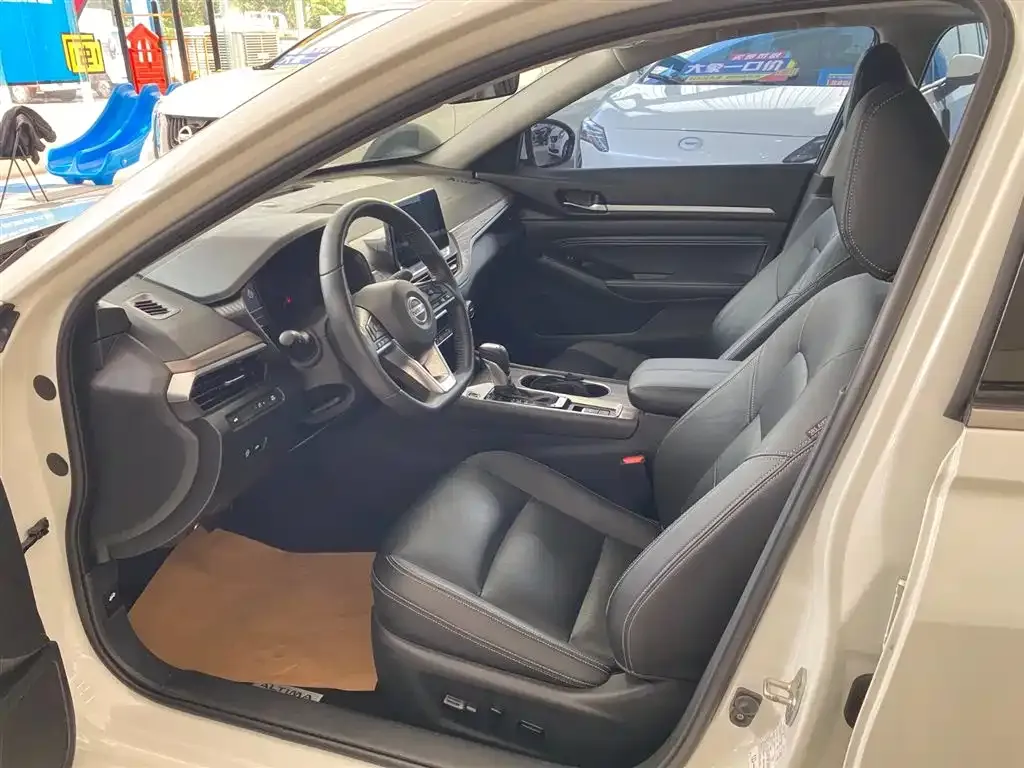 Nissan Teana — фото 3