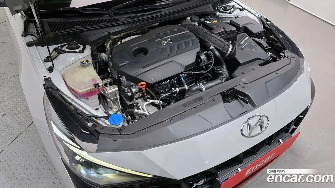 Hyundai AVANTE — фото 3