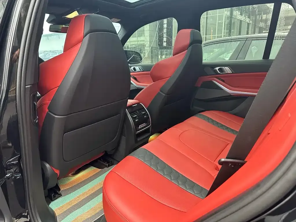 BMW X5 M 2025 из CN, фото 3