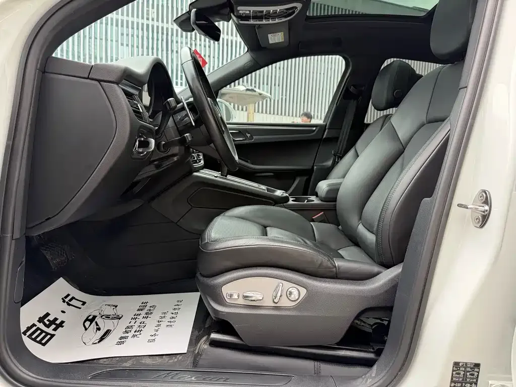 Porsche Macan 2022 из CN, фото 9