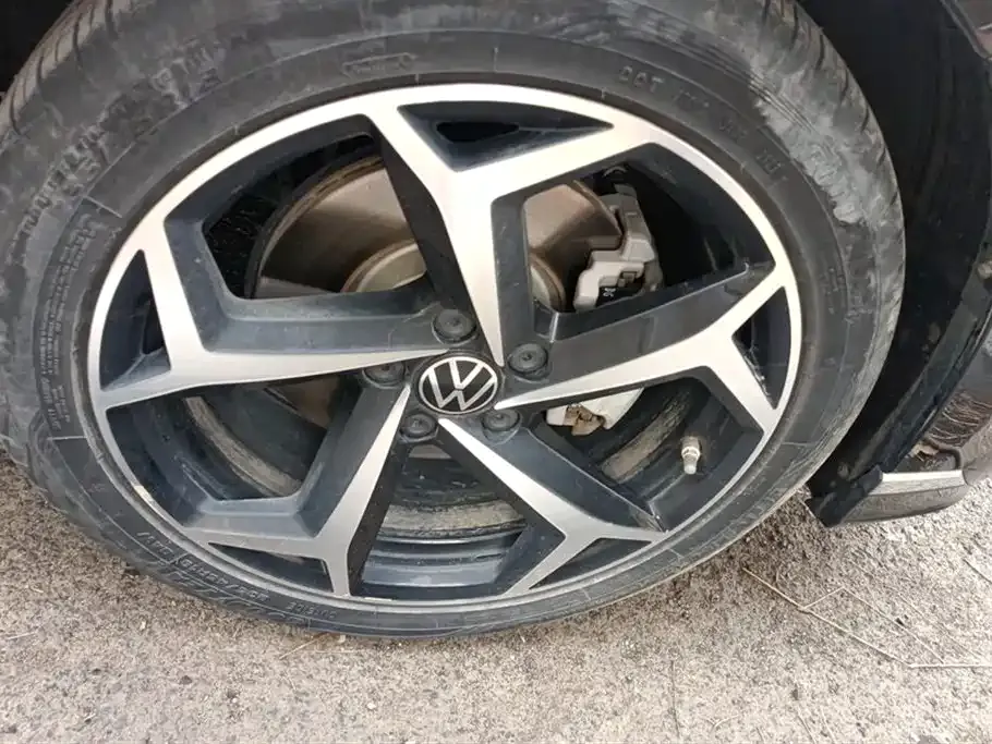 Volkswagen Magotan 2023 из CN, фото 9