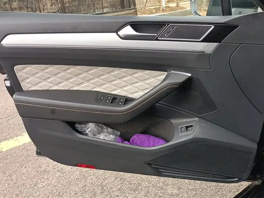 Volkswagen Magotan 2023 из CN, фото 4