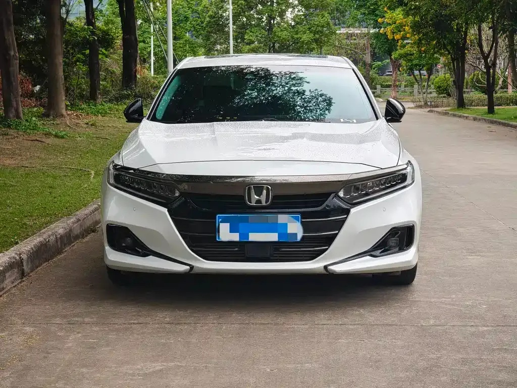 Honda Accord — фото 3