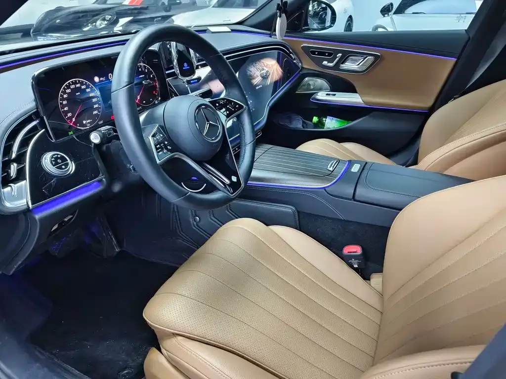 Mercedes-Benz E-Class 2024 из CN, фото 4