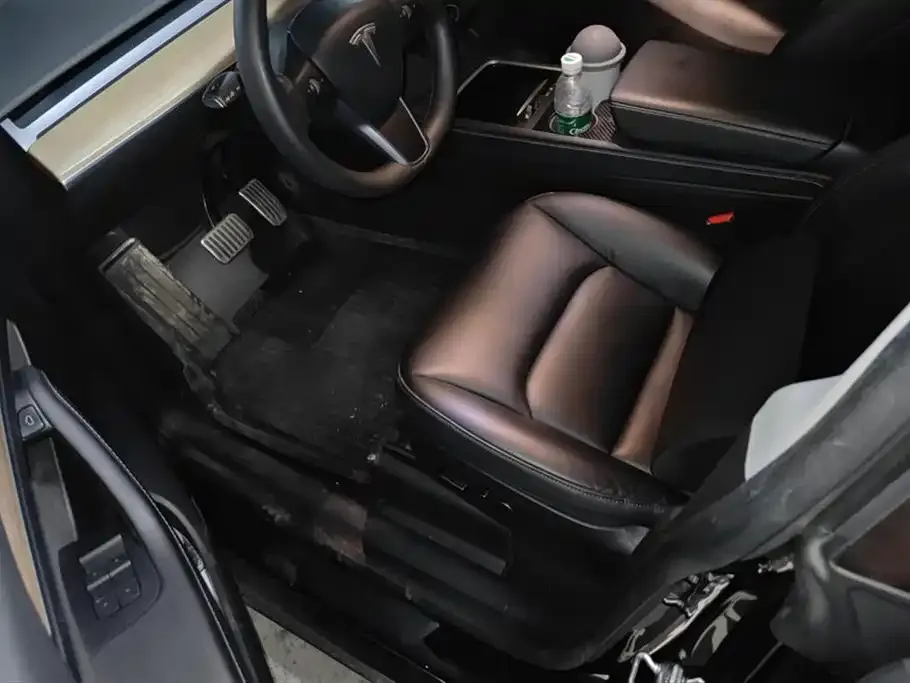 Tesla Model Y 2021 из CN, фото 3