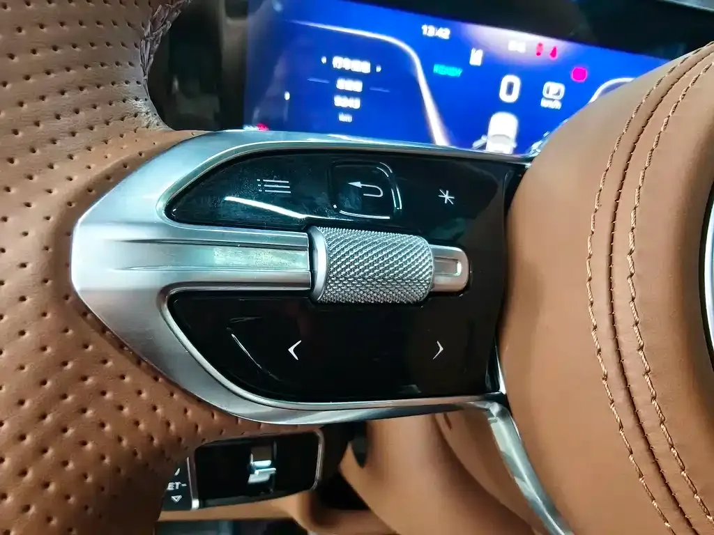 Hongqi H9 2025 из CN, фото 7