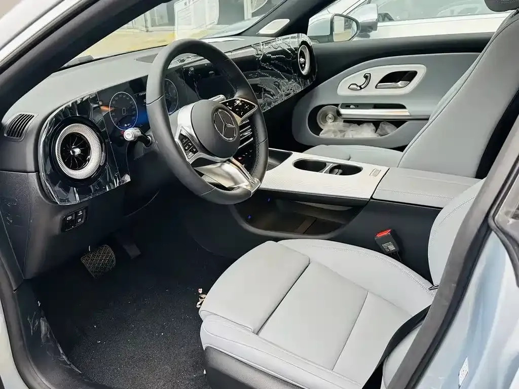 Mercedes-Benz CLA PHEV 2025 из CN, фото 4