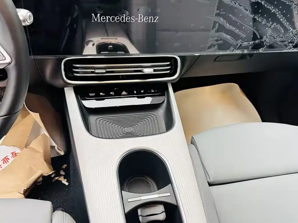 Mercedes-Benz CLA PHEV 2025 из CN, фото 2