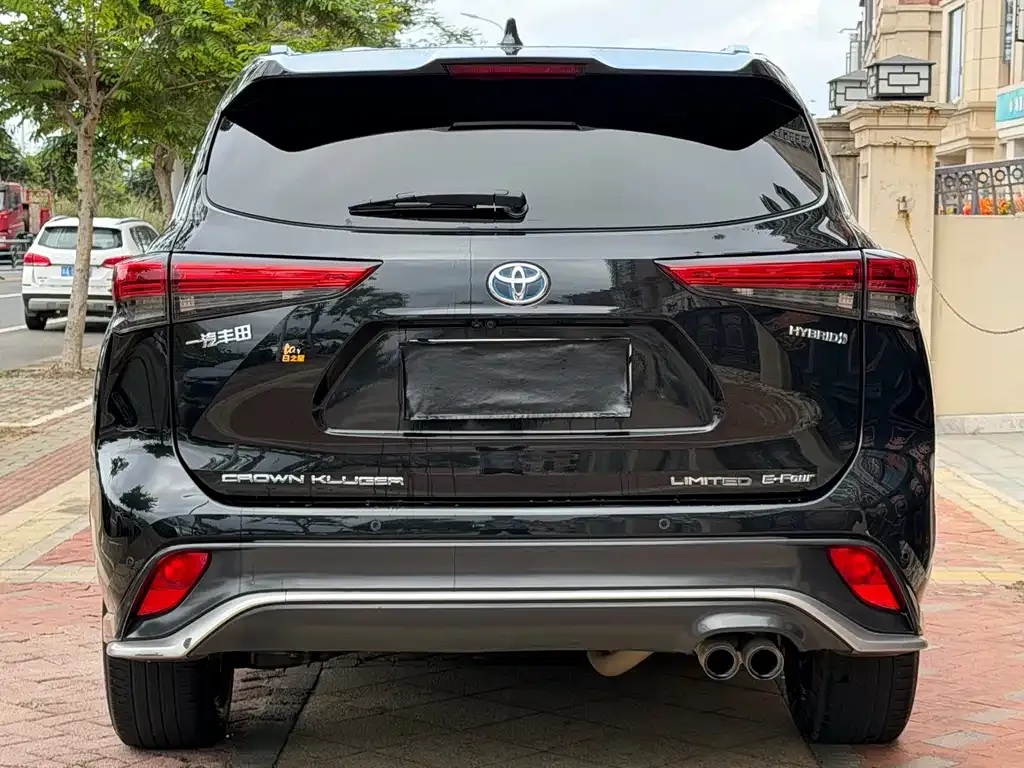 Toyota Crown Kluger 2022 из CN, фото 7