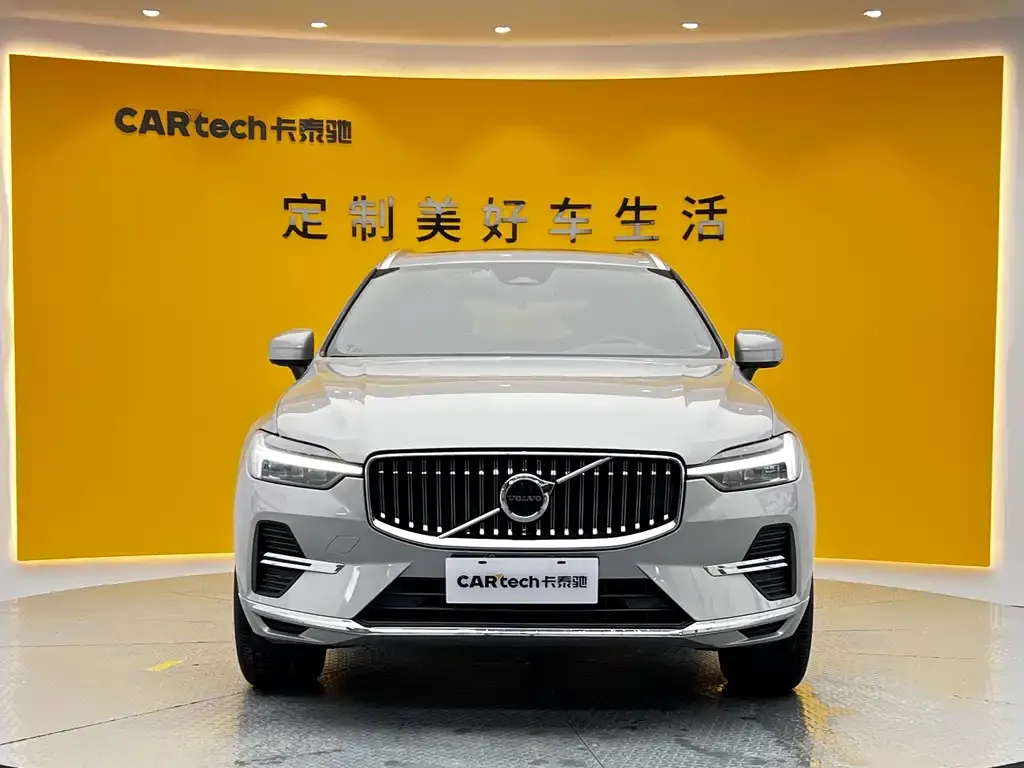 Volvo XC60 — фото 7