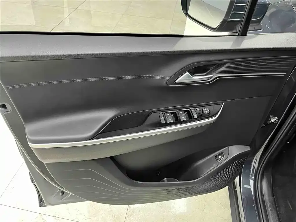 Hyundai Custo — фото 9