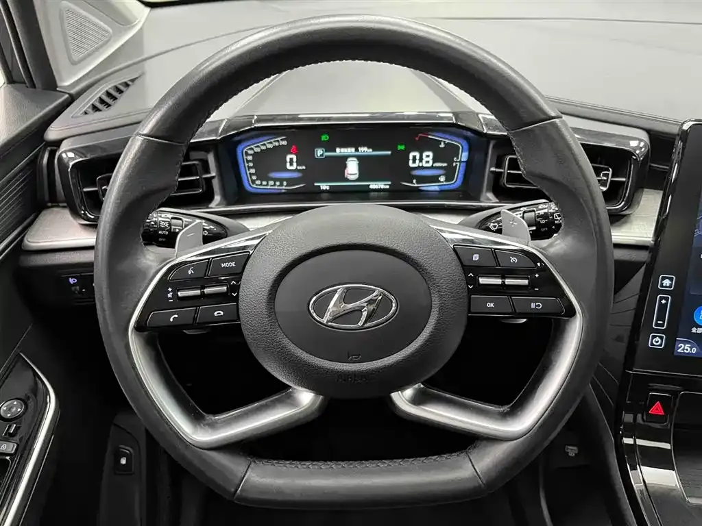 Hyundai Custo — фото 3