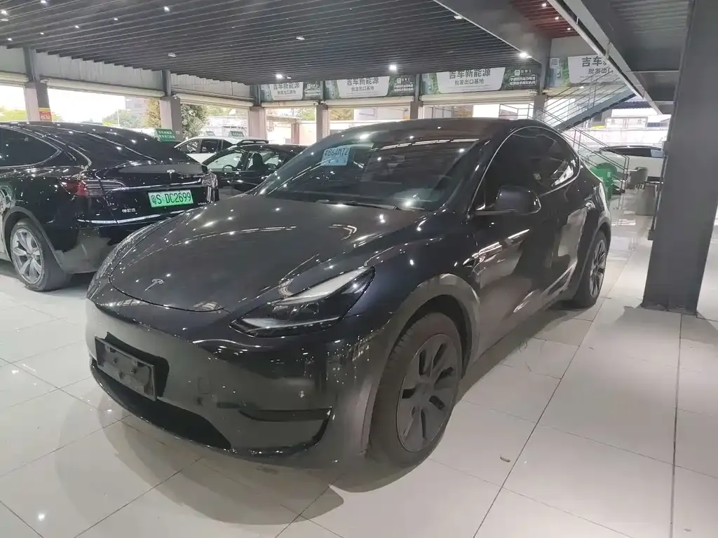 Tesla Model Y 2024 из CN, фото 1