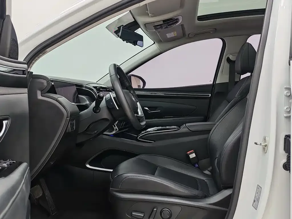 Hyundai Tucson 2021 из CN, фото 8