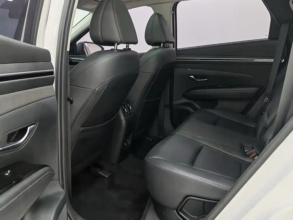 Hyundai Tucson 2021 из CN, фото 9