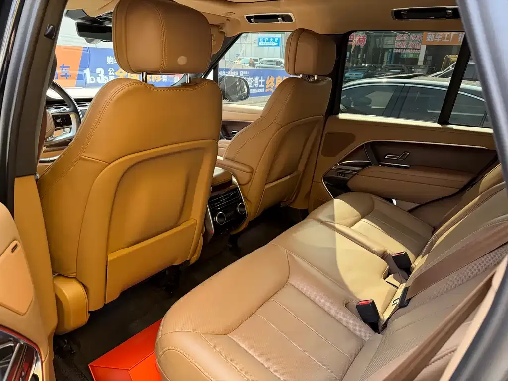 Land Rover Range Rover 2024 из CN, фото 4