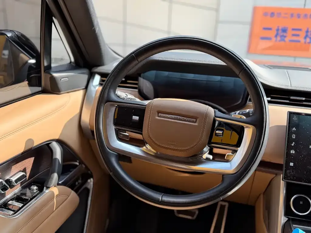 Land Rover Range Rover 2024 из CN, фото 3