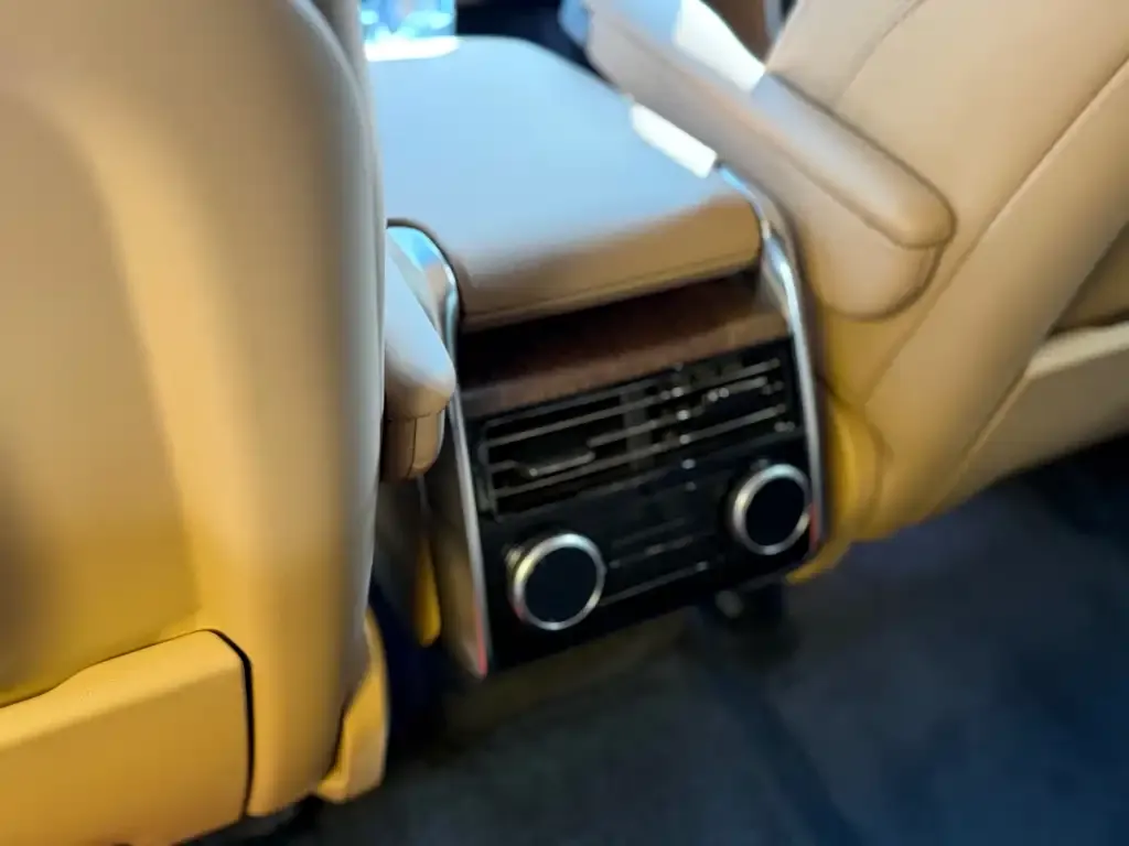 Land Rover Range Rover 2024 из CN, фото 9