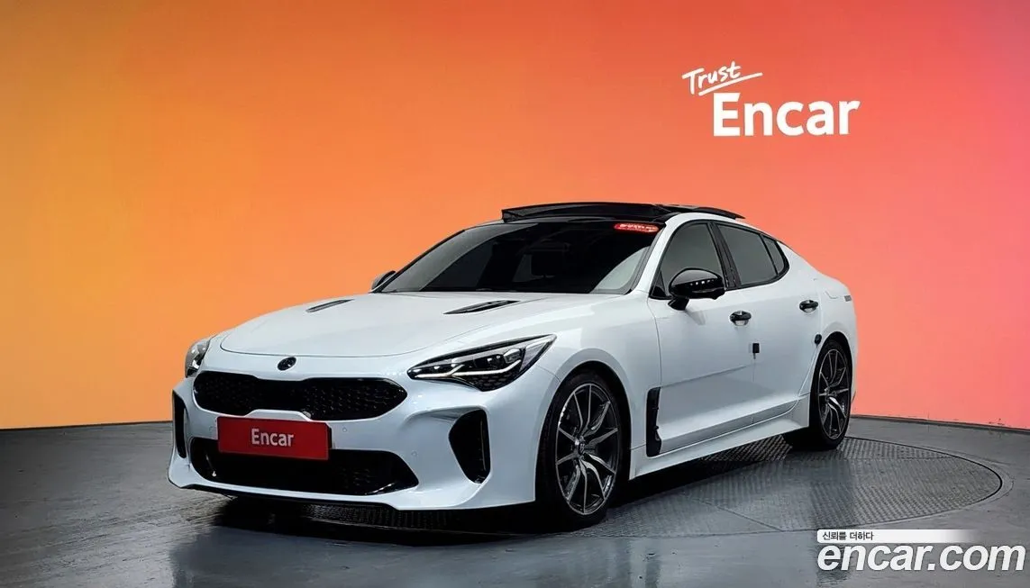 Kia Stinger 2021 из KR, фото 1
