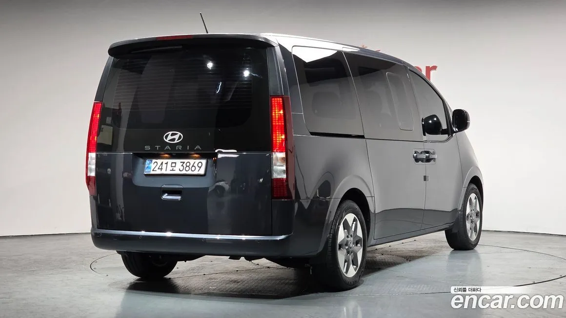 Hyundai Staria 2025 из KR, фото 3
