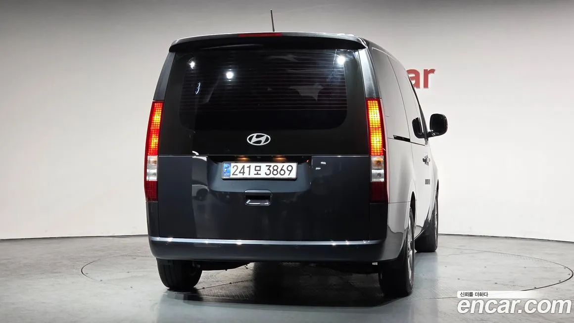Hyundai Staria 2025 из KR, фото 2
