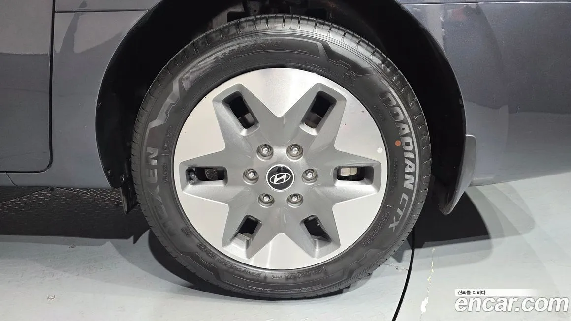 Hyundai Staria 2025 из KR, фото 4